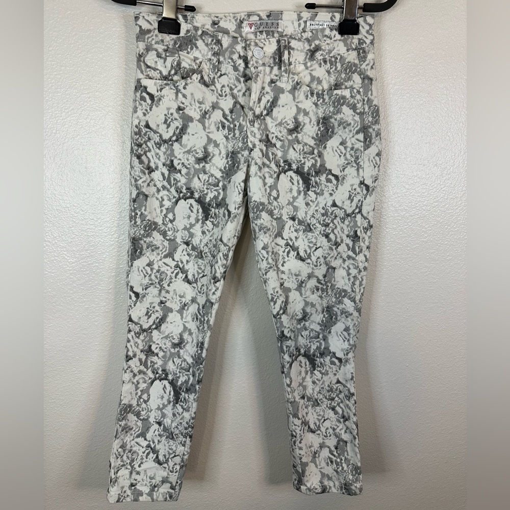GUESS| Women’s Brittney Skinny Ankle White Floral Jeans